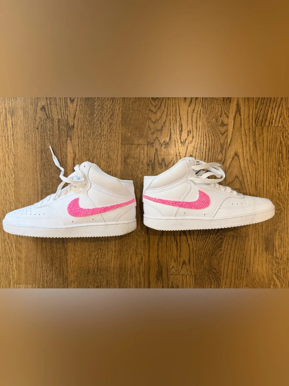 White Womens High-Top Sneakers with Pink Swoosh size 7 (women)